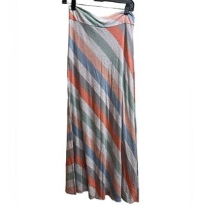Multi-colored maxi skirt Size S